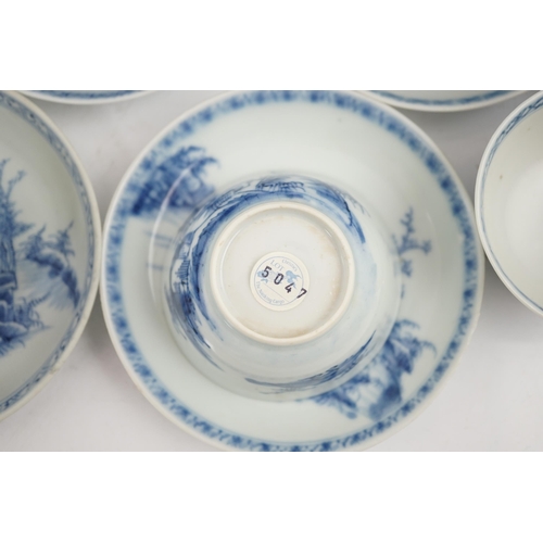 86 - A set of twenty four Chinese Nanking Cargo blue and white large pagoda tea bowls and saucers, Qian... 