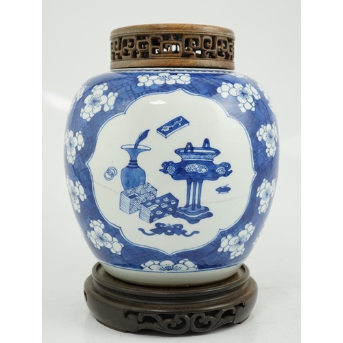 88 - A Chinese blue and white Antiques jar, Kangxi period, painted to three shaped reserves with auspic... 