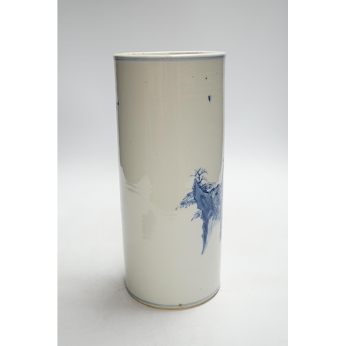 90 - A Chinese blue and white sages cylindrical brushpot, 19th century, painted with three sages in a g... 