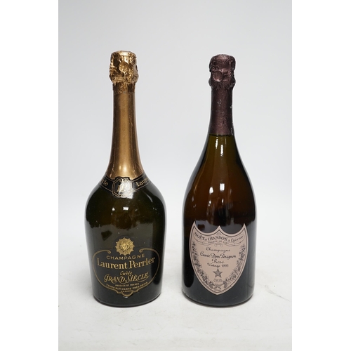 1268 - One bottle of Moet et Chandon Dom Perignon vintage champagne 1993 and one bottle of Laurent Perrier,... 