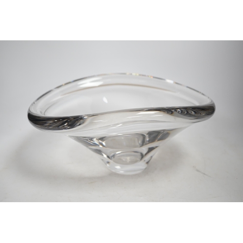 1330 - A Darlington clear glass bowl, 32cm wide, 15cm high. Condition - good