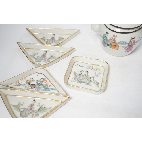 1355 - Chinese ceramics to include a teapot and a set of five dishes, 19th/20th century, largest 15cm wide.... 