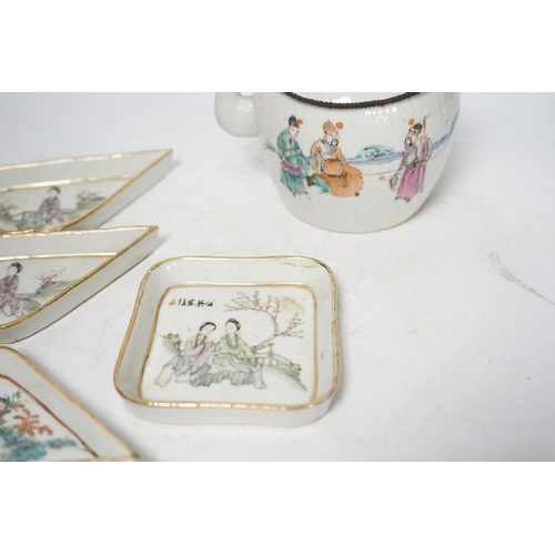 1355 - Chinese ceramics to include a teapot and a set of five dishes, 19th/20th century, largest 15cm wide.... 