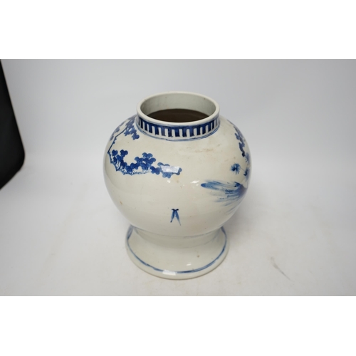 1369 - A 19th century Chinese blue and white baluster jar, painted with a dignitary and attendants at a tab... 