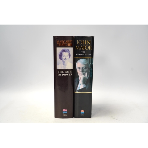 1404 - ° ° Thatcher , Margaret - The Path to Power. 1st edition (signed by the author on title), num. photo... 