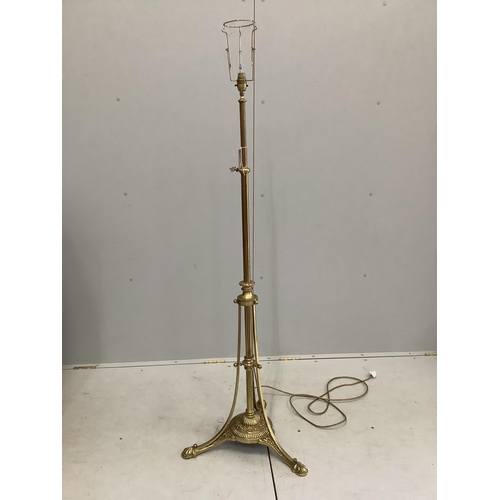 102 - A late Victorian brass telescopic standard lamp. Condition - good