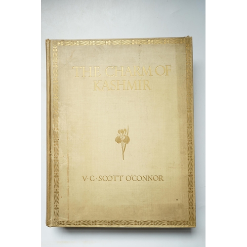 1310 - ° ° OConnor. V.C.Scott - The Charm of Kashmir, 16 tipped-in colour plates, 24 plates after photogra... 