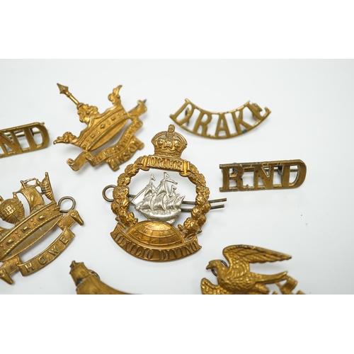 1381 - Five Royal Navy First World War brass cap badges; the Nelson, Hawke, Anson and Howe Battalions, toge... 