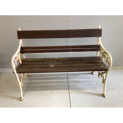 1043 - A Victorian style slatted cast iron garden bench, width 123cm, depth 58cm, height 86cm. Condition - ... 