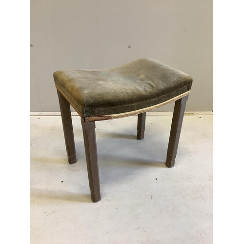 Lot 1037      