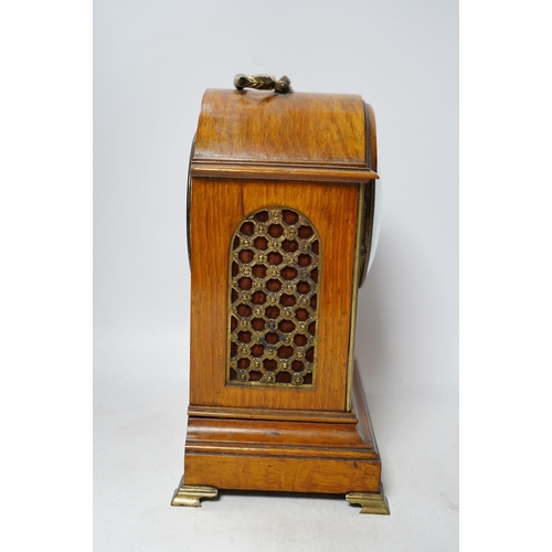 307 - A 19th century mahogany eight day mantel clock with enamel dial and pendulum, 30cm high. Condition -... 