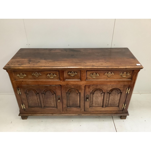 4 - An 18th century Welsh oak low dresser, width 152cm, depth 52cm, height 89cm. Condition - fair