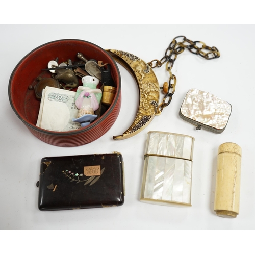 509 - A carved wood novelty money bank, two walnut tea canisters, a giltwood plinth, a 1930s handbag fram... 