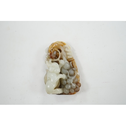 518 - A Chinese russet jade carving of an animal, 6cm high. Condition - good