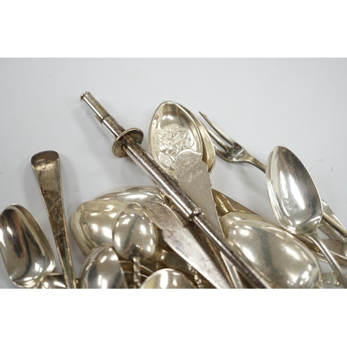 841 - A group of assorted Georgian and later silver and 925 teaspoons etc, 12oz and five plated items. Con... 