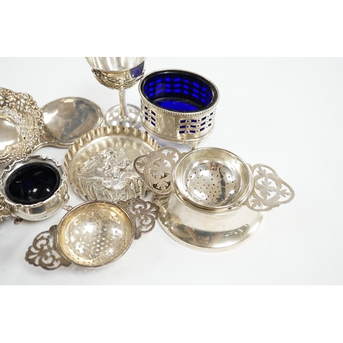 851 - Sundry small silver including a, tea strainer, handbag mirror, pin dish, pair of bonbon dishes, two ... 