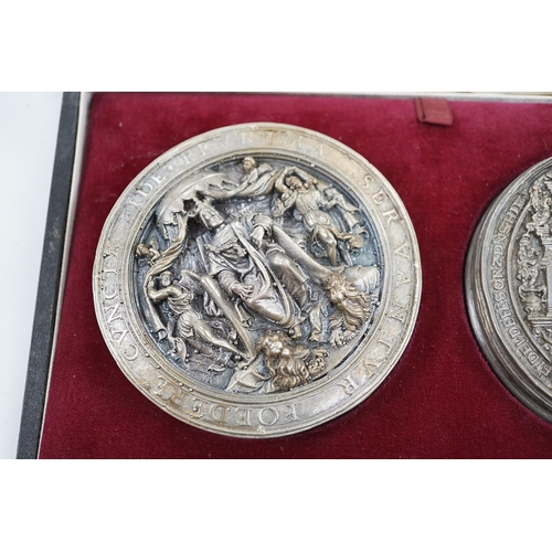 858 - Two 1970's cased limited edition reproduction silver seals, 'The Royal Seal of King Henry VIII of En... 