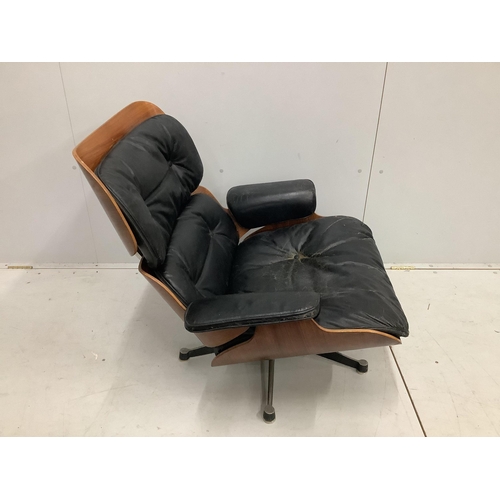 1025 - A Charles & Ray Eames for Herman Miller lounge chair, model 670, width 83cm, depth 90cm, height 80cm... 