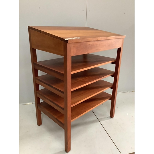 1037 - A Thomas Moser cherrywood folio stand, width 81cm, depth 58cm, height 102cm. Condition good