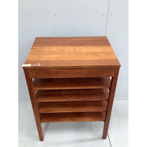 1037 - A Thomas Moser cherrywood folio stand, width 81cm, depth 58cm, height 102cm. Condition good