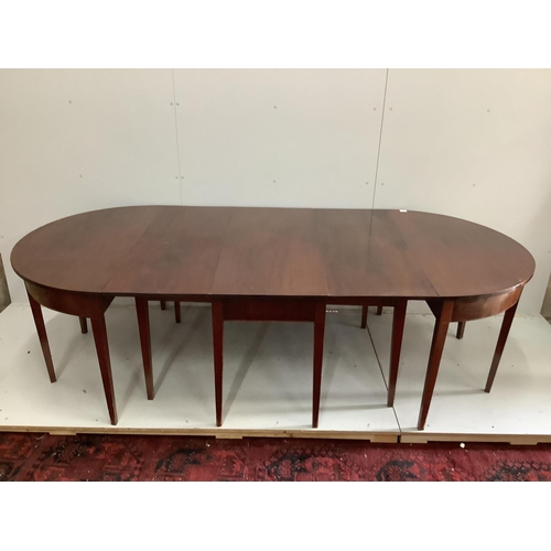 1128 - A George III mahogany D-end extending dining table, width 170cm, depth 120cm, height 73cm. Condition... 