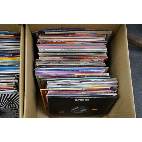 1255 - A collection (approx 300) 1970s to early 90s. LP records and 12 singles, mostly Dance, Techno, R n... 