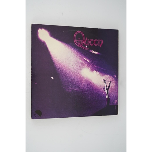 1292 - Seven Queen LP record albums and a 12 single; Queen, Queen II, Sheer Heart Attack, A Night at the O... 