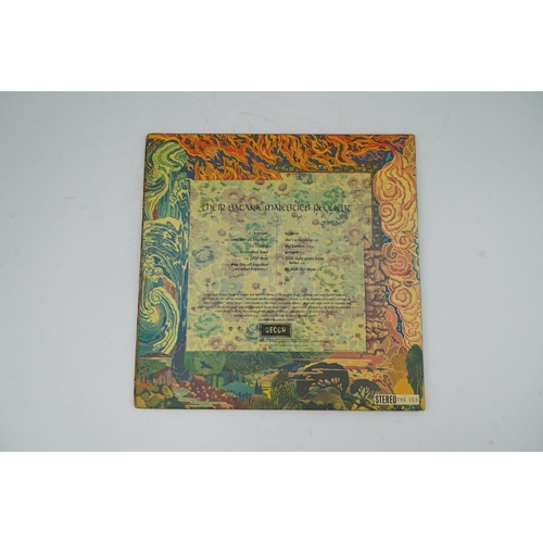 1332 - The Rolling Stones; Their Satanic Majesties Request, 3d gatefold sleeve, red inner, stereo on Decca ... 