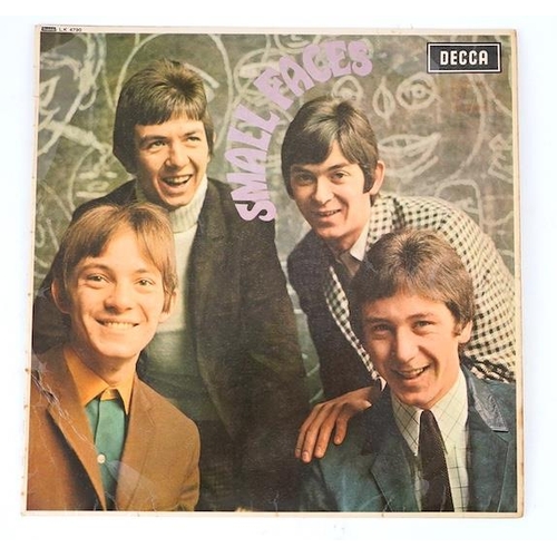 1340 - Small Faces; Small Faces LP record album, mono on Decca LK4790, red label, XARL-7217-4A. Condition -... 