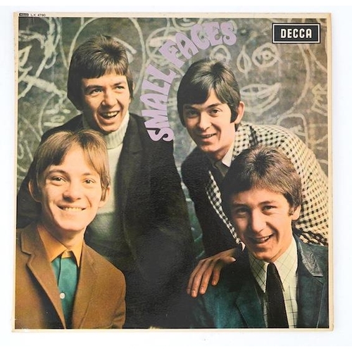 1345 - Small Faces; Small Faces LP record album, mono on Decca LK4790, red label, XARL-7217-4A. Condition -... 