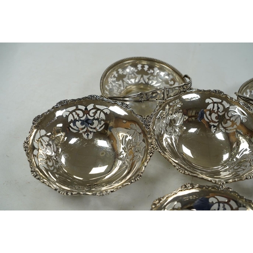 1839 - A set of four George VI pierced silver bonbon dishes, by Mappin & Webb, Sheffield, 1938, diameter 12... 