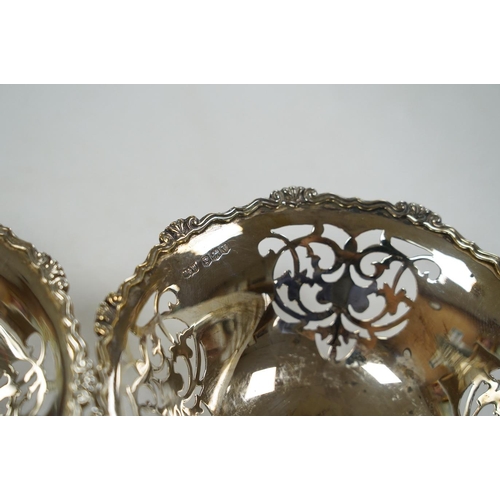 1839 - A set of four George VI pierced silver bonbon dishes, by Mappin & Webb, Sheffield, 1938, diameter 12... 