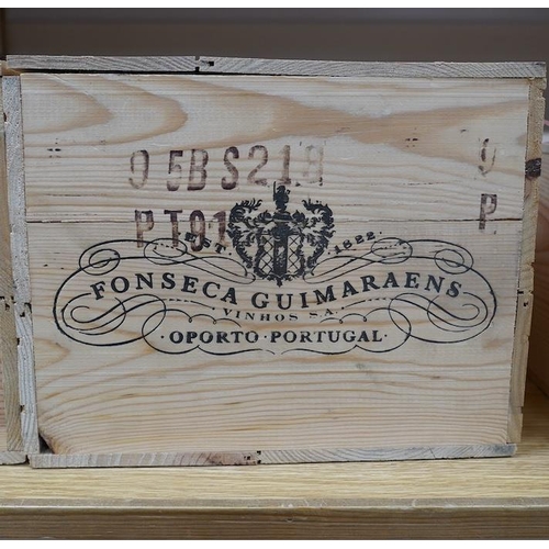 276 - Two sealed wood cases of twelve bottles (twenty-four bottles) of 1992 Fonseca Vintage Port, in OWC's... 