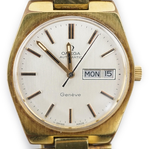 173 - A gentleman's 1980's steel and gold plated Omega Day Date automatic wrist watch, on a steel and gold... 