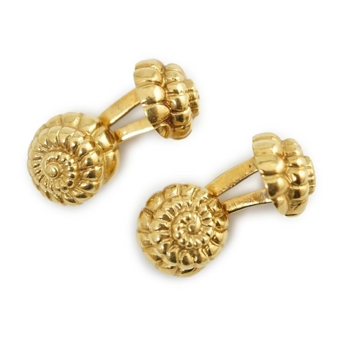 481 - A pair of 18K yellow gold ammonite design cufflinks, diameter 9mm, 12.4 grams.