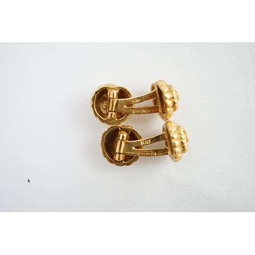 481 - A pair of 18K yellow gold ammonite design cufflinks, diameter 9mm, 12.4 grams.