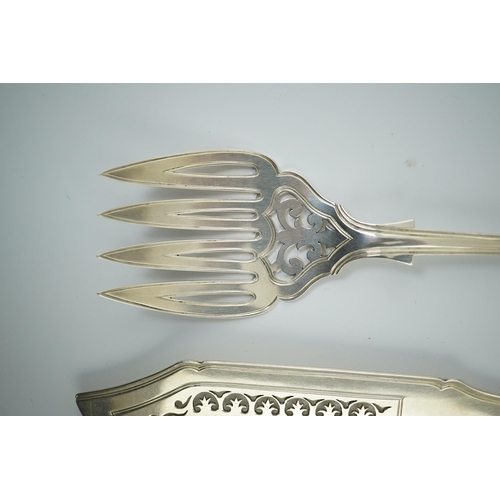 65 - A Victorian silver fiddle, thread and shell pattern fish server and a similar shell pattern fish sli... 