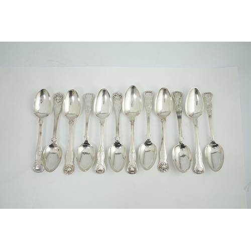 72 - A harlequin set of twelve Georgian and Victorian silver Kings pattern dessert spoons, various dates ... 