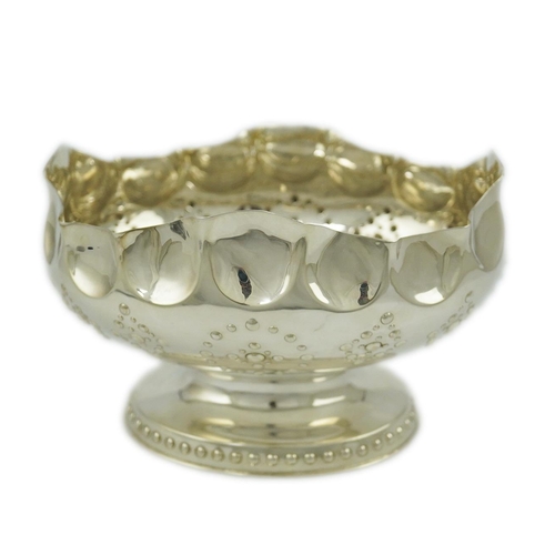 98 - A late Victorian silver oval pedestal fruit bowl by Elkington & Co, Birmingham, 1890, length 20.8cm,... 