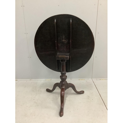 1047 - A George III circular mahogany tilt-top tripod tea table, diameter 82cm, height 71cm. Condition - fa... 