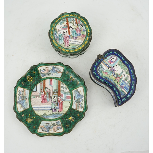 304 - Two Chinese Guangzhou enamel boxes and a similar petal lobed dish, Daoguang period, the leaf shaped ... 