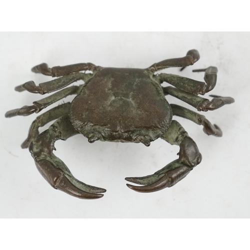 49 - A Japanese bronze model of a crab, early 20th century, 10.2cm wide