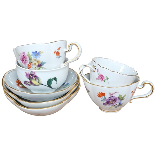 1416 - A group Meissen porcelain cups and saucers. Condition - one teacup has a re-glued handle