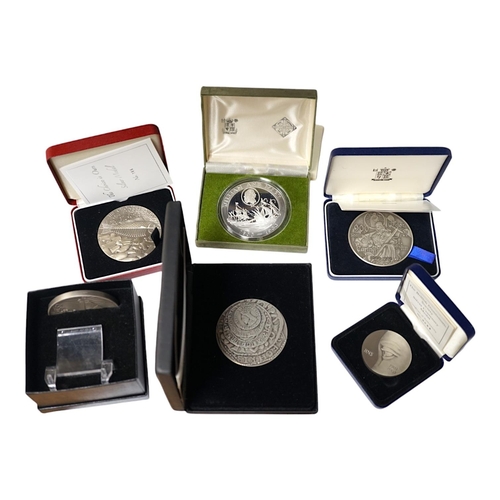 1000 - Six large QEII Royal Mint commemorative silver medals,