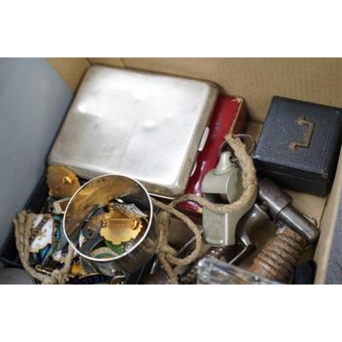 1424 - A quantity of assorted collectables to include some small silver, enamel badges and two cloisonné bo... 