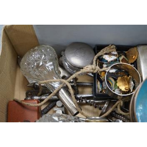 1424 - A quantity of assorted collectables to include some small silver, enamel badges and two cloisonné bo... 
