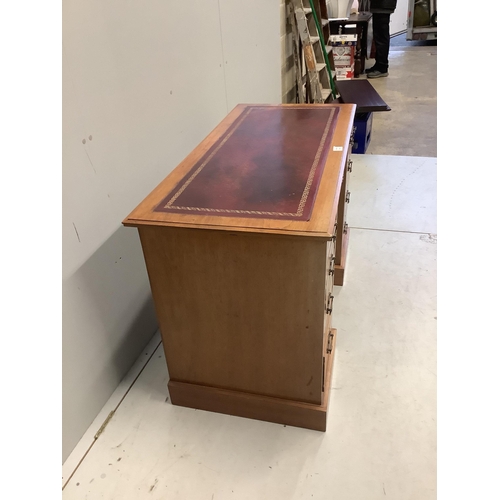 1027 - A late Victorian walnut kneehole desk, width 122cm, depth 56cm, height 75cm. Condition - good