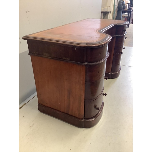 1047 - A Victorian mahogany bow front pedestal desk, width 138cm, depth 62cm, height 76cm. Condition - poor... 