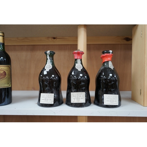 1256 - Three bottles of Porto Dalva house reserve port, comprising; 1934, 1940 and 1941. Condition - fair, ... 