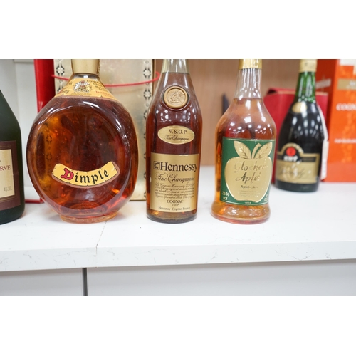 1274 - Four bottles of various alcohols comprising a bottle of 50cl Hennessey Fine Champagne Cognac,  Plant... 